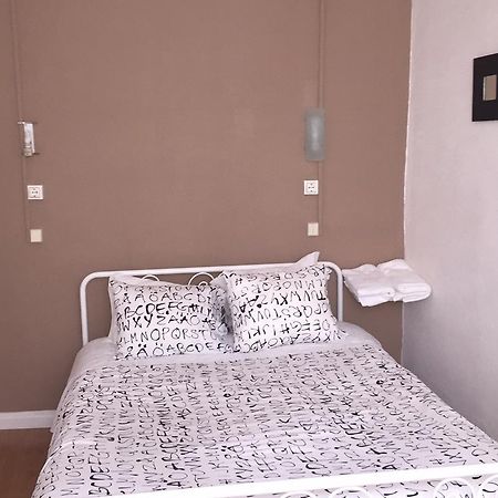 Duque Hotel Lisboa Szoba fotó